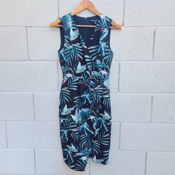 Black Halo | Nora Tropical Leaf Sheath Dress Size 2 - Picture 2 of 14